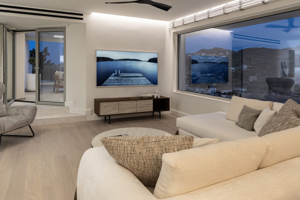 villa in Agia Pelagia with sea view